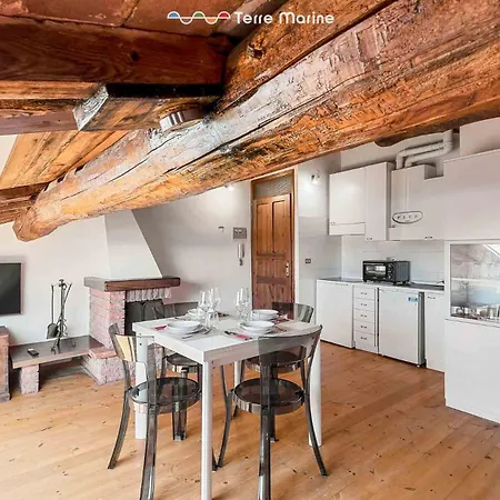 Sister's House, Terre Marine * Lerici